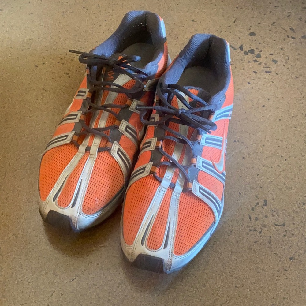 Men’s Size 15 Nike Shox